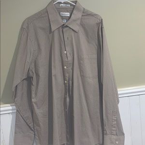 Van Heusen Long Sleeve Dress Shirt